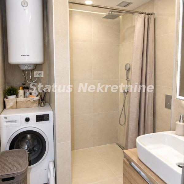 Stan Prodaja Novi Sad  99 m2
