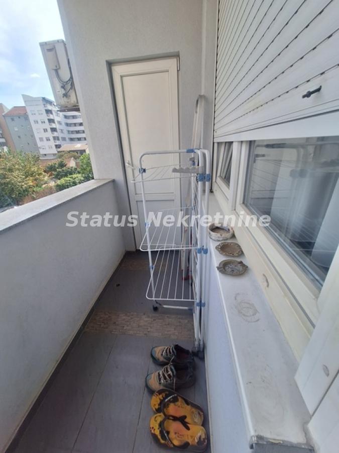 index Stan Izdavanje Novi Sad 42 m2