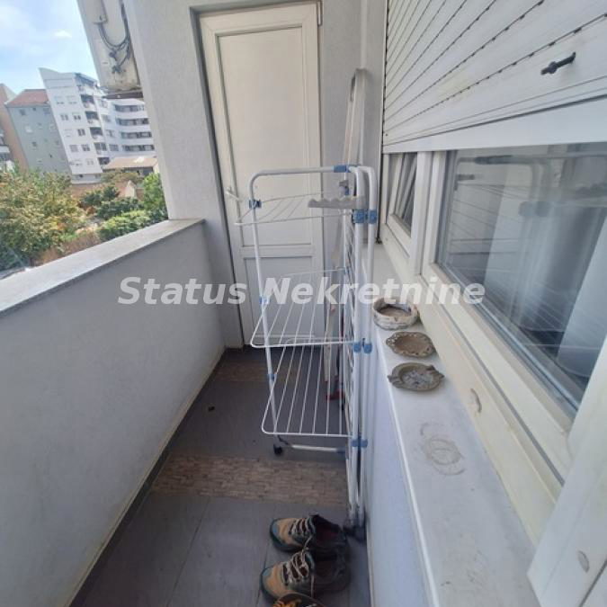 Stan Izdavanje Novi Sad  42 m2