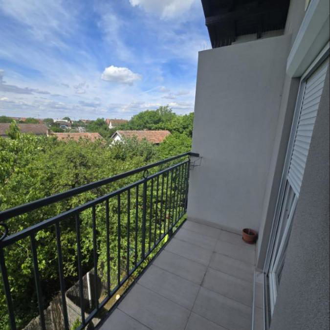 Stan Izdavanje Novi Sad  42 m2