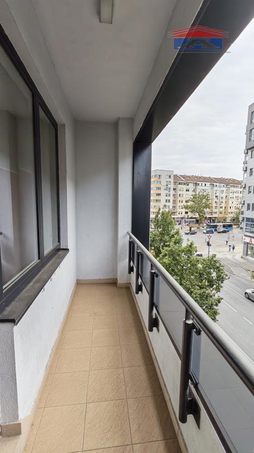 index Četvorosoban stan za izdavanje, Bulevar Oslobođenja, Novi Sad, 113m², 1.250 €/mes