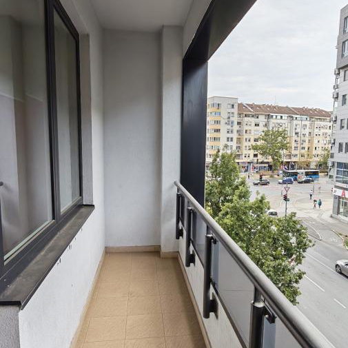 Četvorosoban stan za izdavanje, Bulevar Oslobođenja, Novi Sad, 113m², 1.250 €/mes