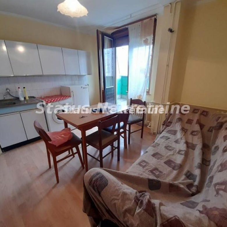 Stan Izdavanje Novi Sad Železnička Stanica 52 m2