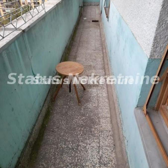 Dvosoban stan za izdavanje, Železnička Stanica, Novi Sad, 52m², 350 €/mes