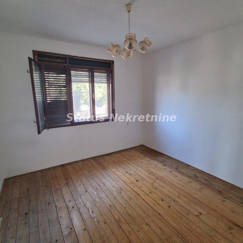 Kuća Prodaja Novi Sad  150 m2