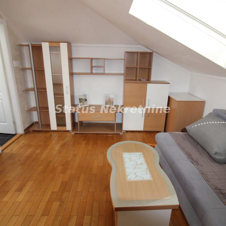 Stan Izdavanje Novi Sad  45 m2