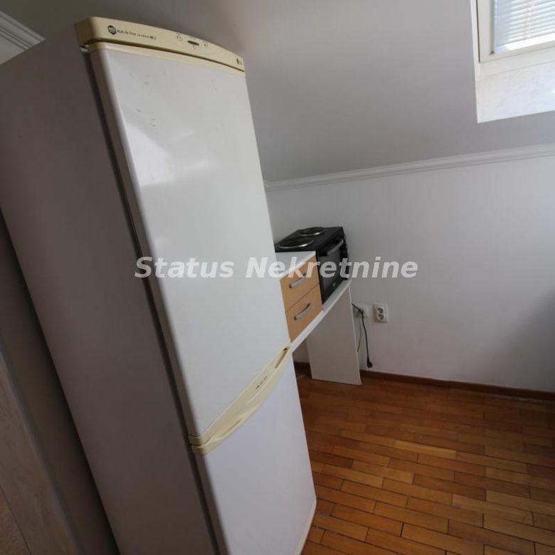 Stan Izdavanje Novi Sad  45 m2