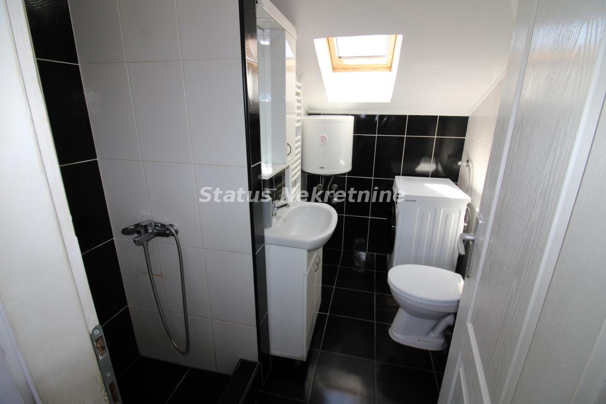 index Dvosoban stan za izdavanje, Adamovićevo Naselje, Novi Sad, 45m², 3. sprat, 300 €/mes