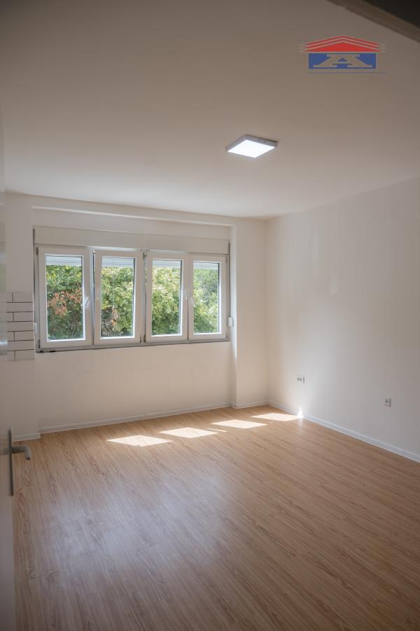 Jednoiposoban stan na prodaju, Zmajevo, Vrbas, 33m², 36.100 €