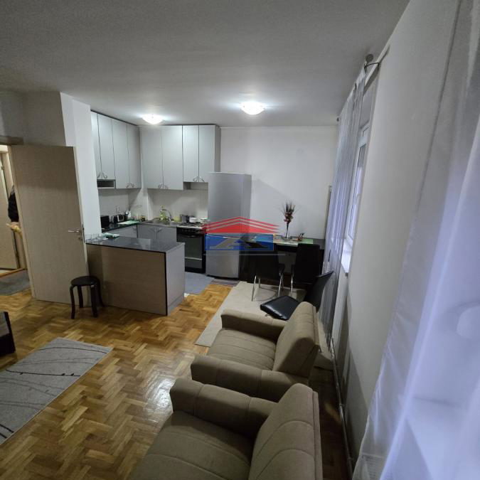 Stan Izdavanje Novi Sad  41 m2