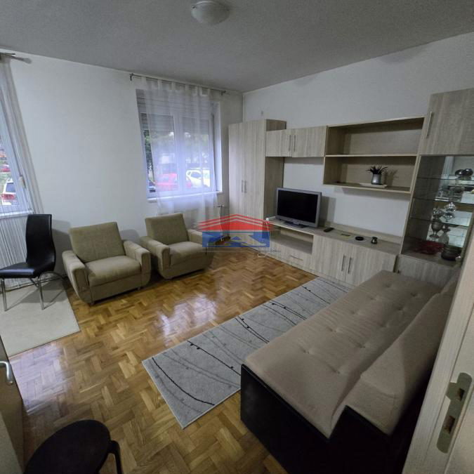 Stan Izdavanje Novi Sad  41 m2