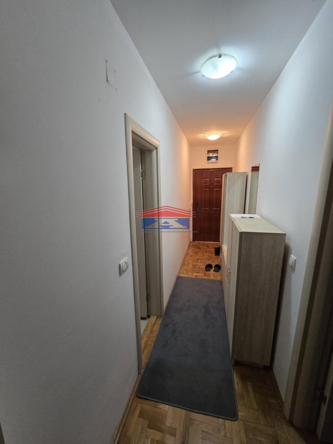 index Jednoiposoban stan za izdavanje, Bulevar Evrope, Novi Sad, 41m², Prizemlje, 400 €/mes