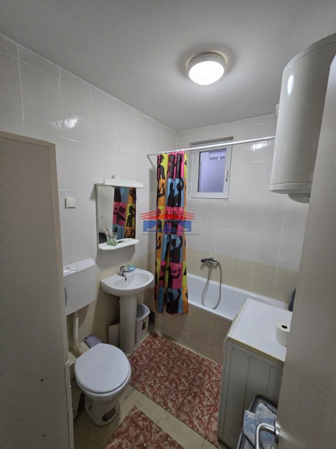 index Jednoiposoban stan za izdavanje, Bulevar Evrope, Novi Sad, 41m², Prizemlje, 400 €/mes