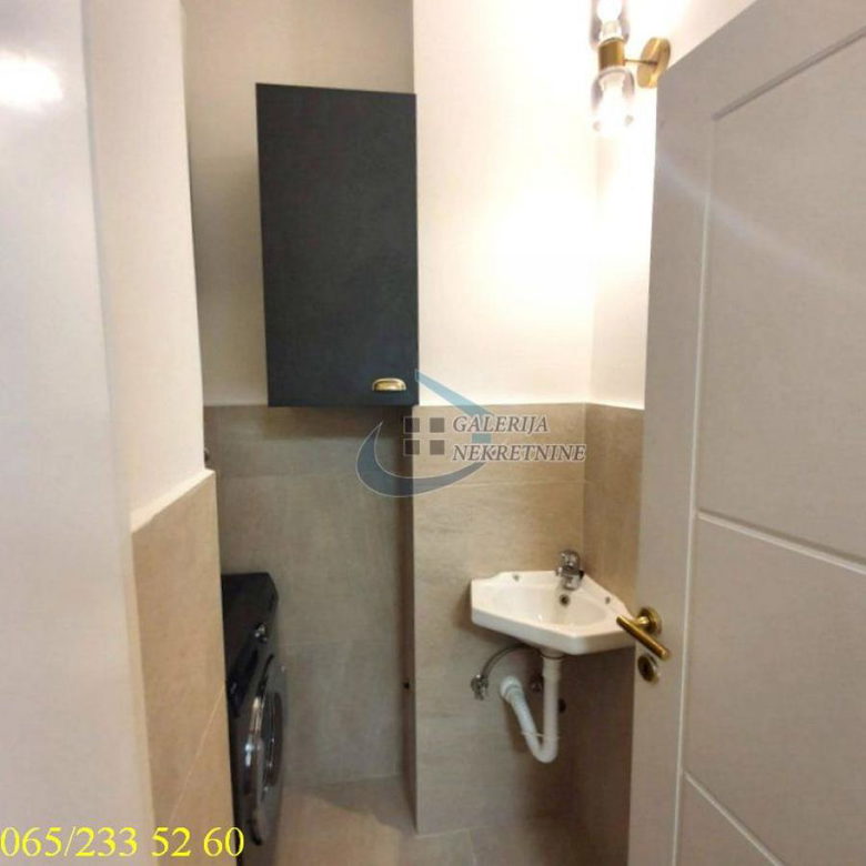 Petosoban stan za izdavanje, Slavija, Beograd, 146m², 1.500 €/mes