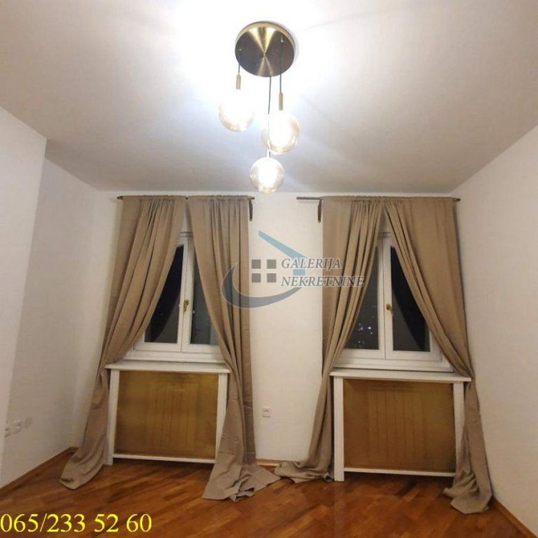 Petosoban stan za izdavanje, Slavija, Beograd, 146m², 1.500 €/mes