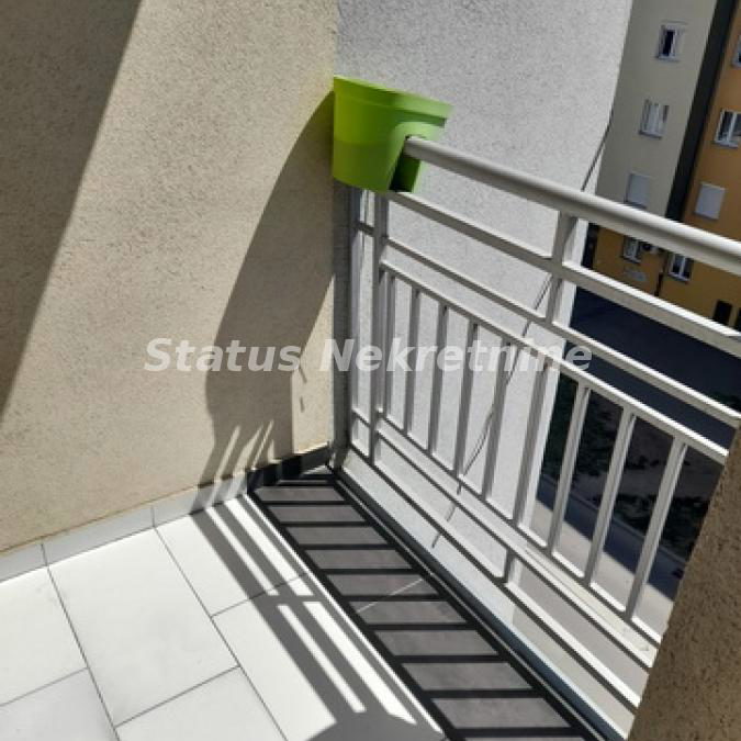 Garsonjera za izdavanje, Novo Naselje, Novi Sad, 28m², 350 €/mes