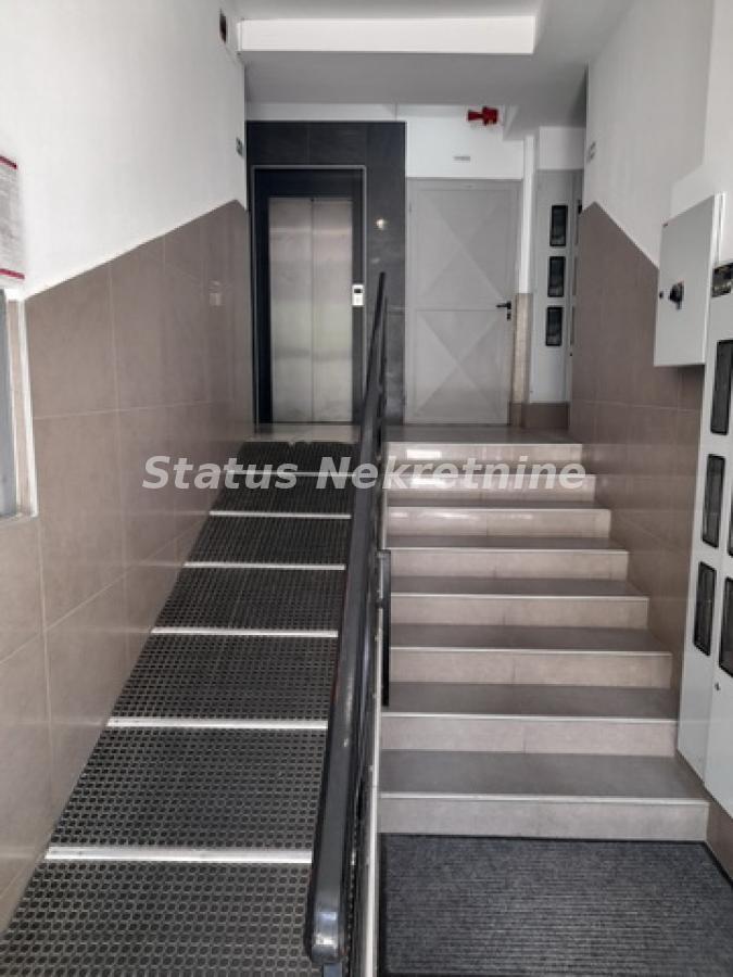 index Garsonjera za izdavanje, Novo Naselje, Novi Sad, 28m², 350 €/mes