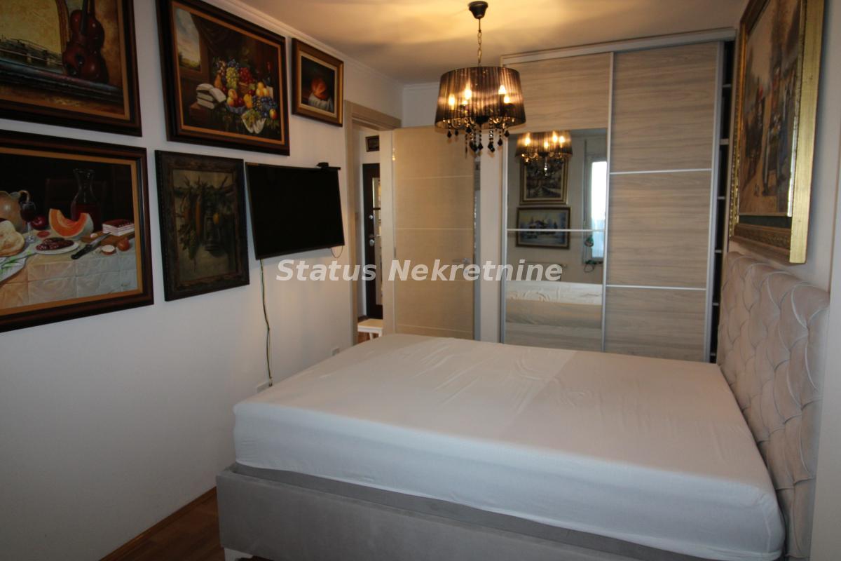 Stan Izdavanje Novi Sad  80 m2