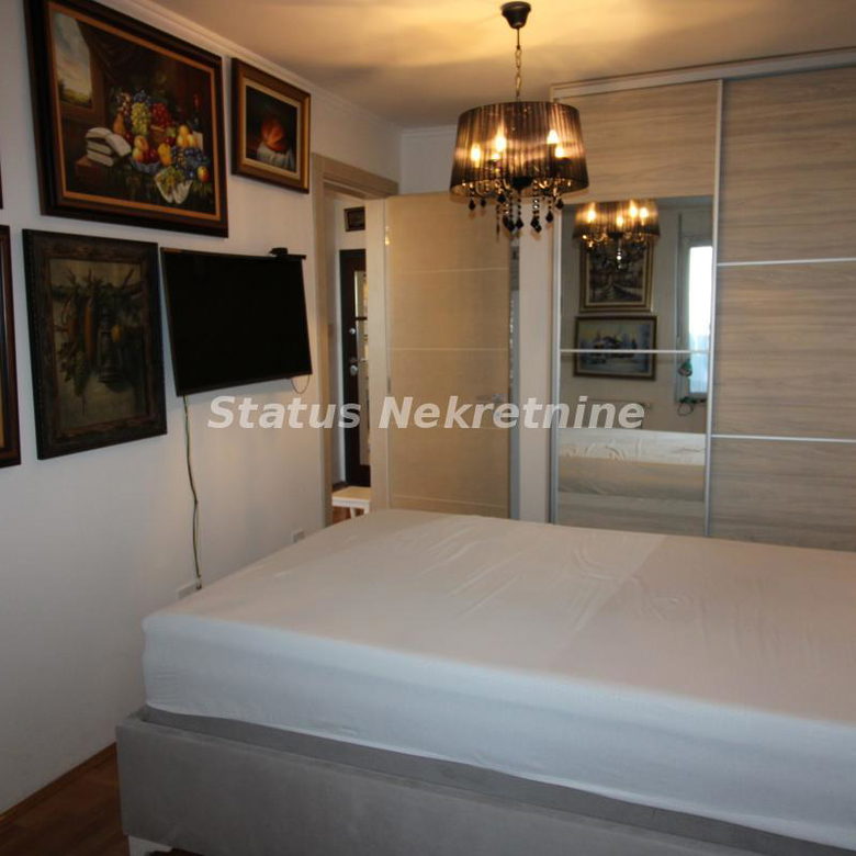 Stan Izdavanje Novi Sad  80 m2