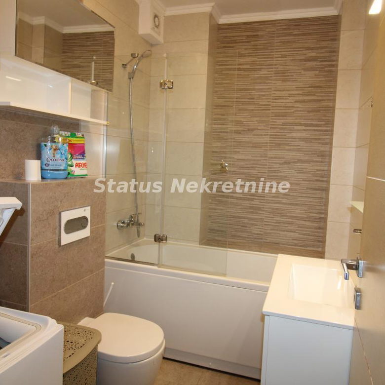 Dvosoban stan za izdavanje, Bulevar Oslobođenja, Novi Sad, 80m², 1.100 €/mes