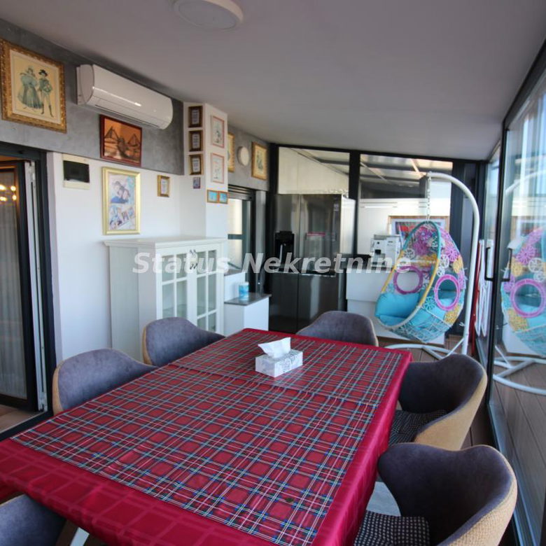 Dvosoban stan za izdavanje, Bulevar Oslobođenja, Novi Sad, 80m², 1.100 €/mes
