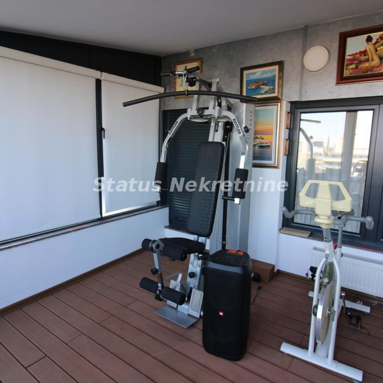 Dvosoban stan za izdavanje, Bulevar Oslobođenja, Novi Sad, 80m², 1.100 €/mes
