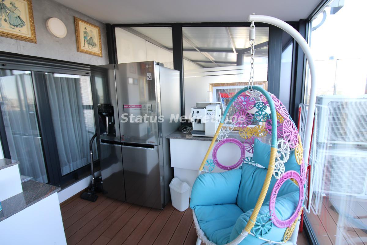Dvosoban stan za izdavanje, Bulevar Oslobođenja, Novi Sad, 80m², 1.100 €/mes