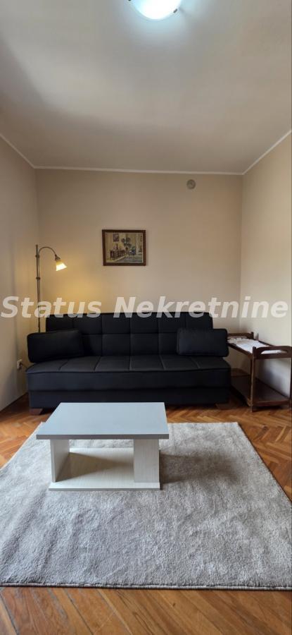 Jednosoban stan za izdavanje, Podbara, Novi Sad, 36m², 280 €/mes