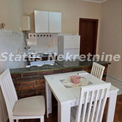 Stan Izdavanje Novi Sad  36 m2