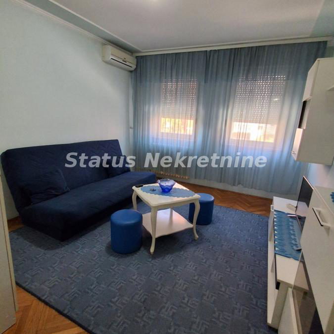 Stan Izdavanje Novi Sad  30 m2