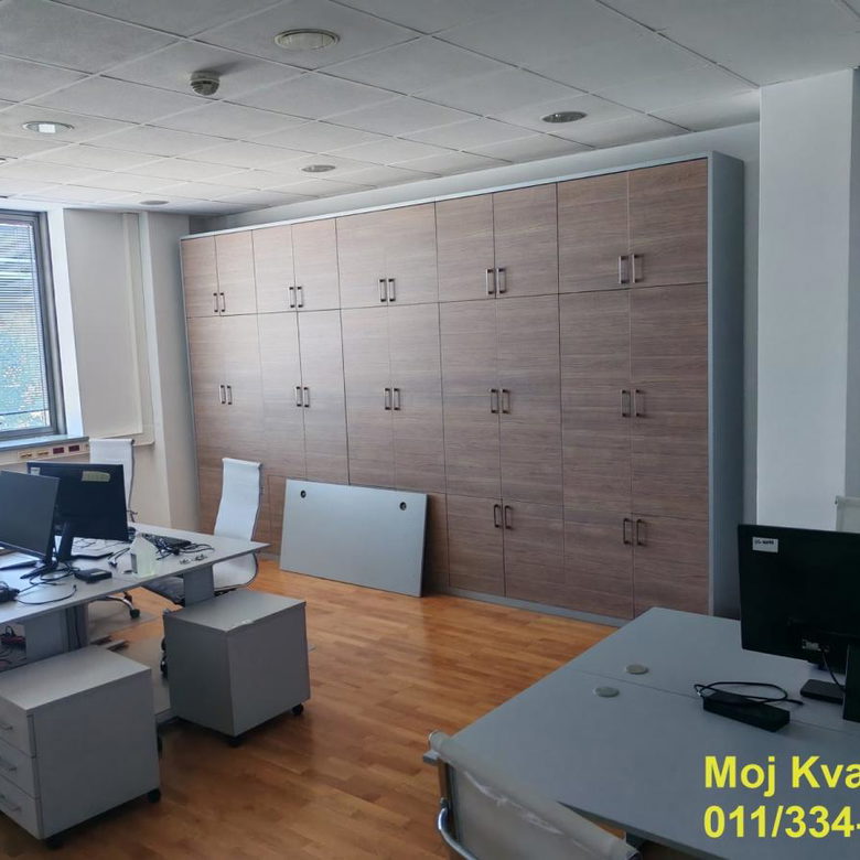Lokal Izdavanje Beograd  330 m2