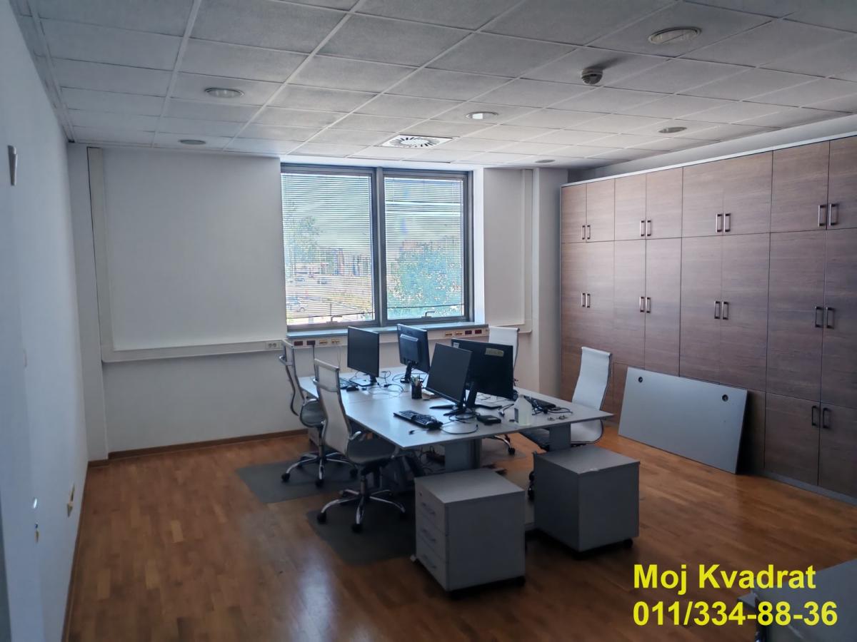Lokal Izdavanje Beograd  330 m2