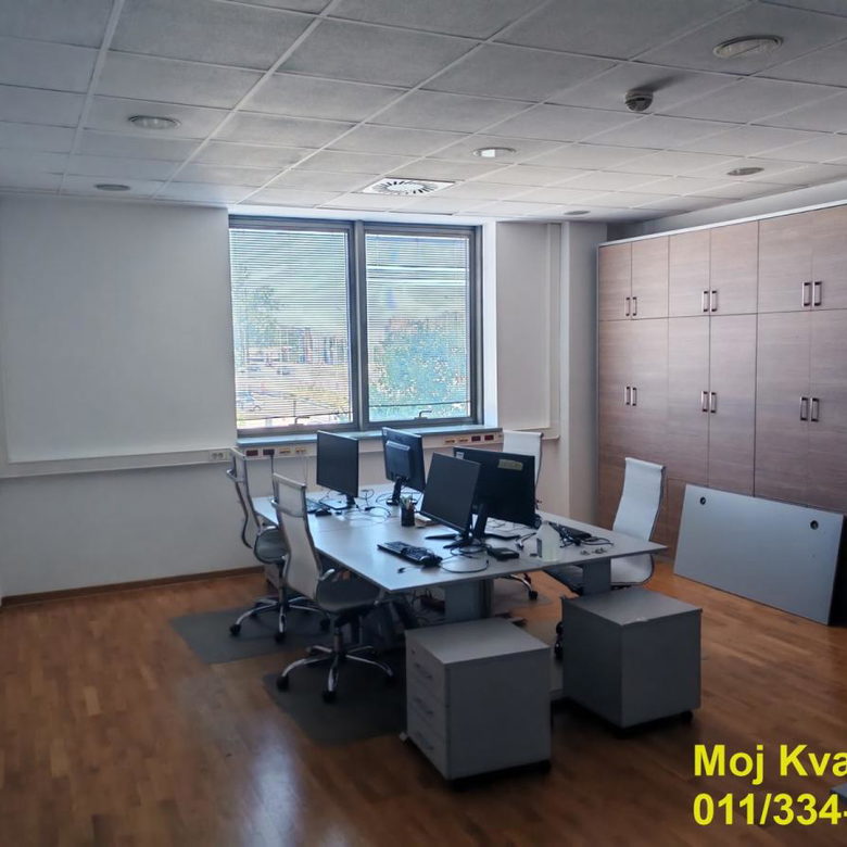 Lokal Izdavanje Beograd  330 m2