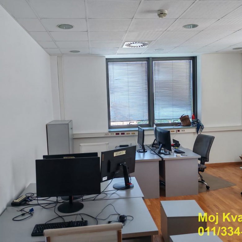 Lokal Izdavanje Beograd  330 m2