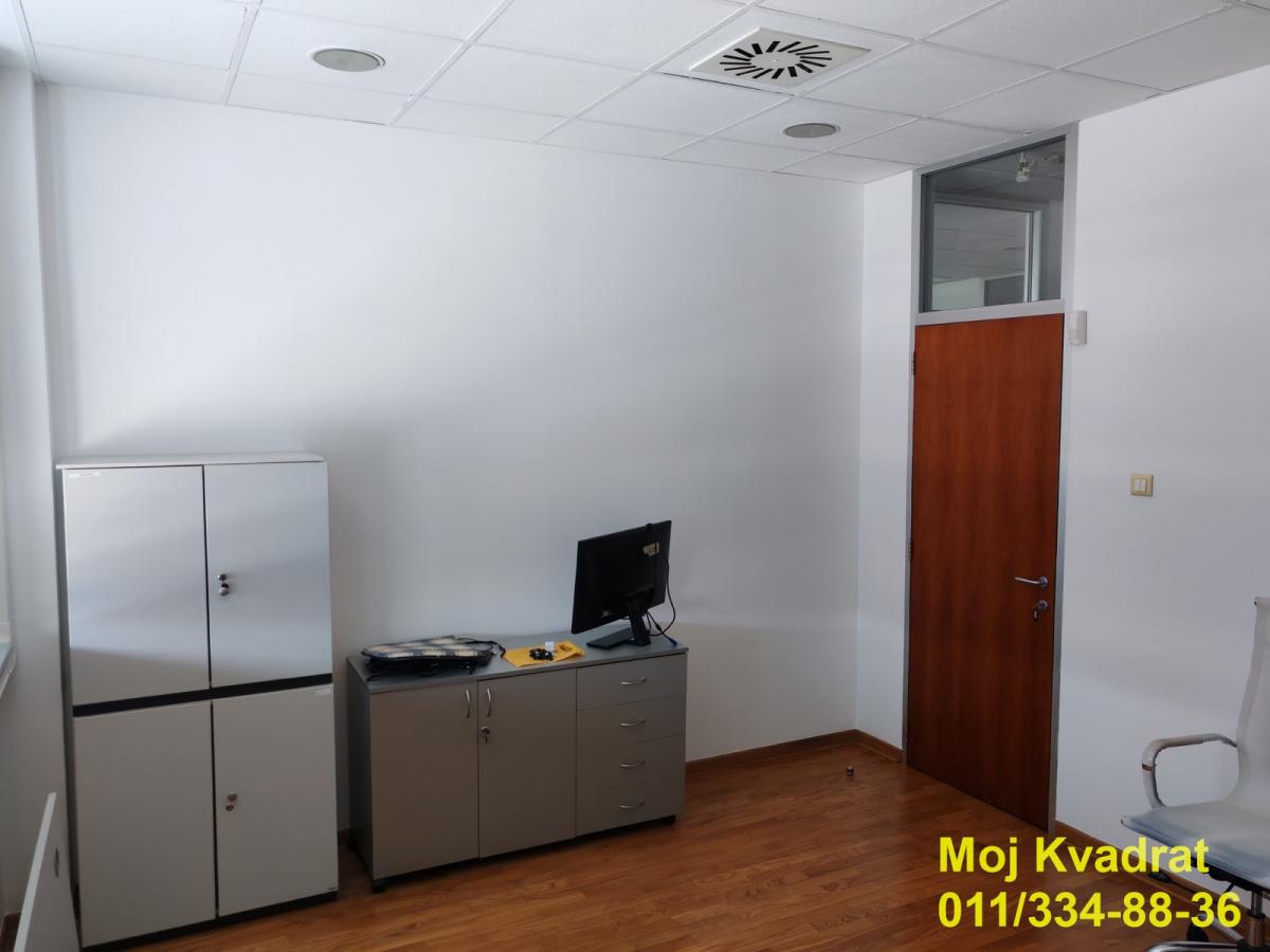 Lokal Izdavanje Beograd  330 m2