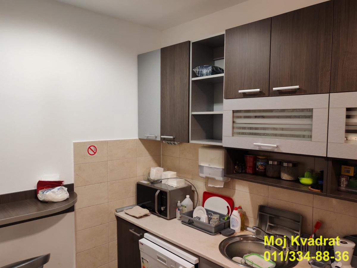 Lokal Izdavanje Beograd  330 m2