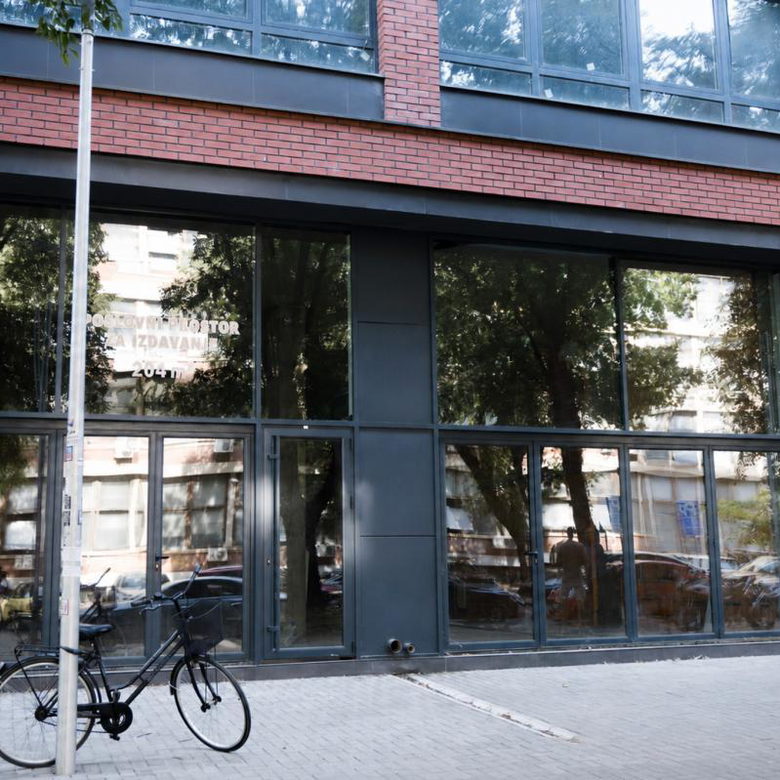 Lokal Izdavanje Novi Sad Spens 204 m2