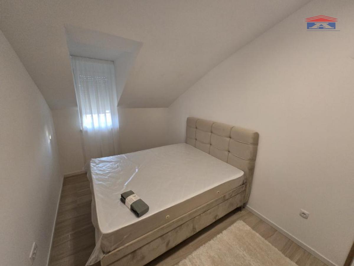 Stan Izdavanje Novi Sad Železnička Stanica 60 m2
