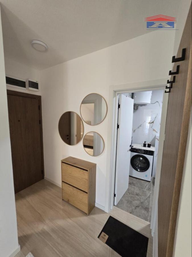 Stan Izdavanje Novi Sad Železnička Stanica 60 m2