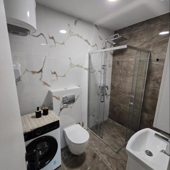 Jednoiposoban stan za izdavanje, Železnička Stanica, Novi Sad, 60m², 700 €/mes