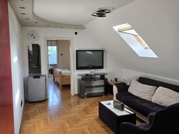 Stan Izdavanje Novi Sad  51 m2