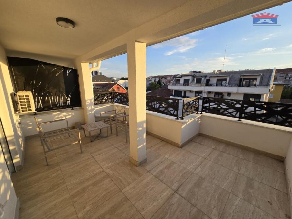 Jednoiposoban stan za izdavanje, Železnička Stanica, Novi Sad, 60m², 700 €/mes