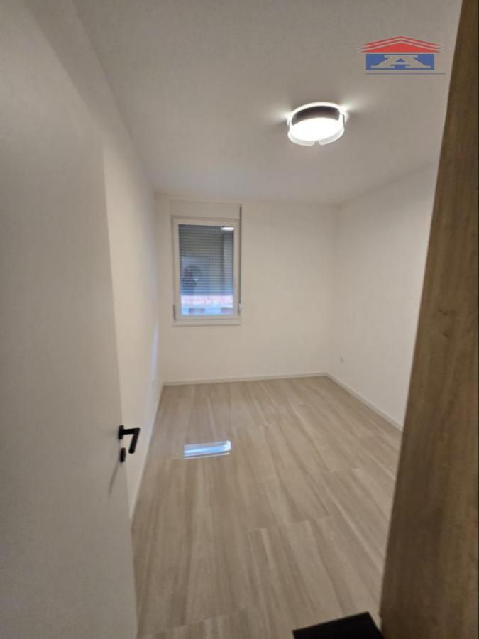 Stan Izdavanje Novi Sad Železnička Stanica 60 m2