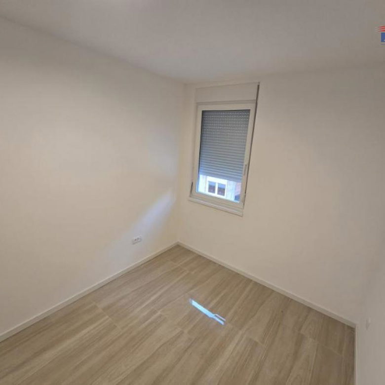 Dvoiposoban stan za izdavanje, Železnička Stanica, Novi Sad, 60m², 800 €/mes