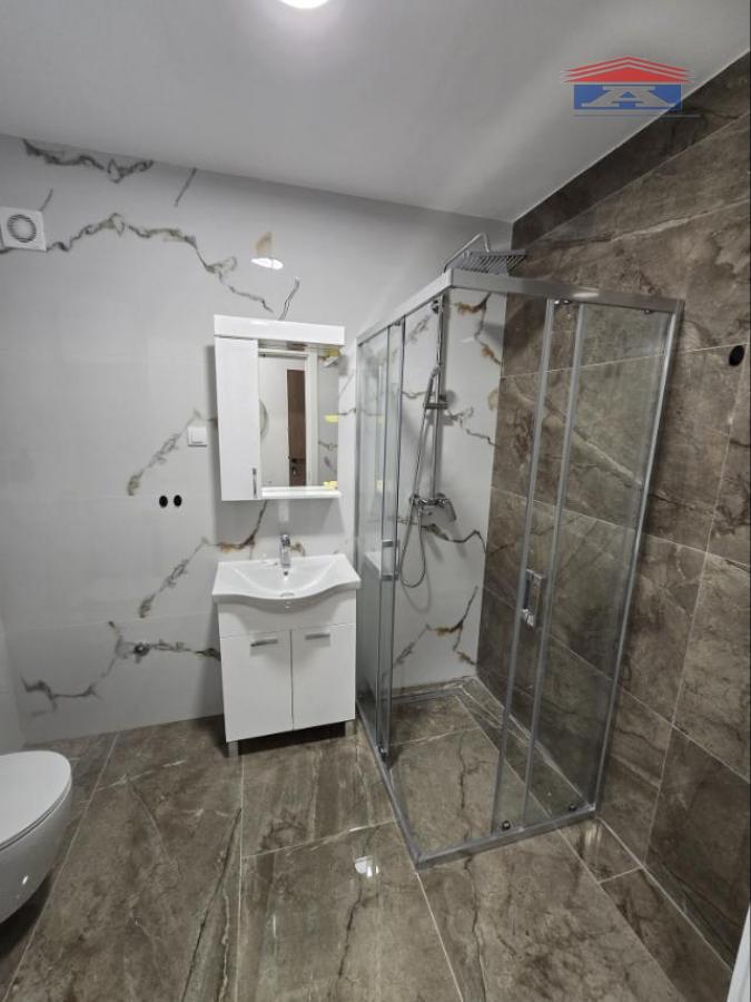 Dvoiposoban stan za izdavanje, Železnička Stanica, Novi Sad, 60m², 800 €/mes