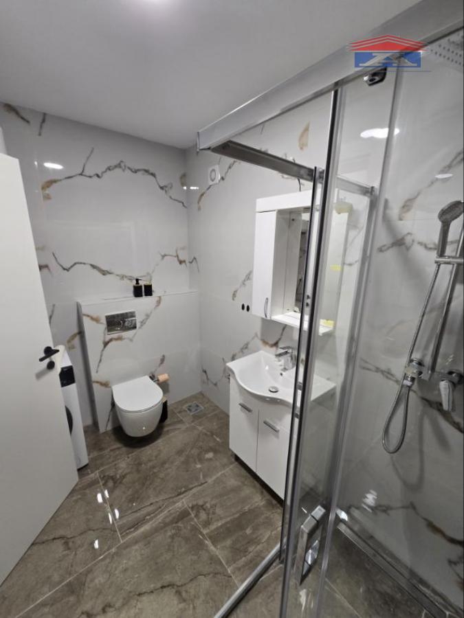 Dvoiposoban stan za izdavanje, Železnička Stanica, Novi Sad, 60m², 800 €/mes