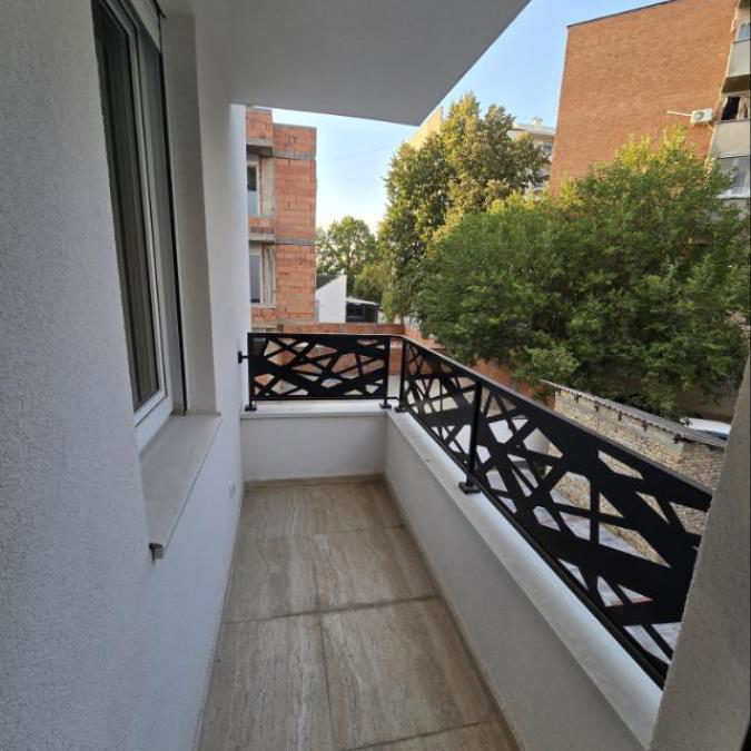 Dvoiposoban stan za izdavanje, Železnička Stanica, Novi Sad, 60m², 800 €/mes