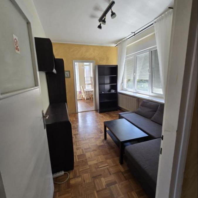 Stan Izdavanje Novi Sad  49 m2