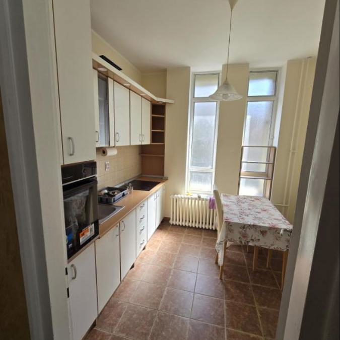 Stan Izdavanje Novi Sad  49 m2