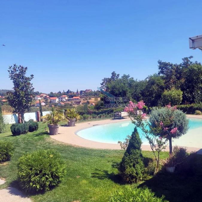 Kuća Prodaja Beograd Avala 190 m2